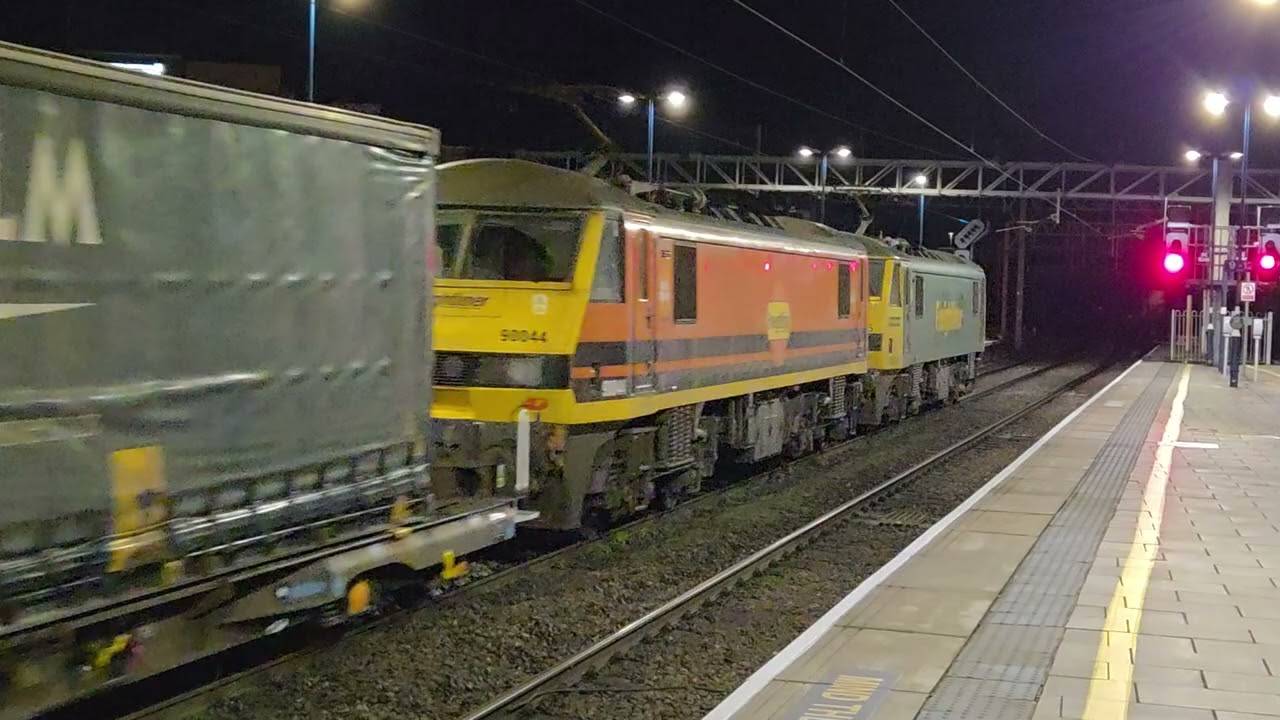 90046 with the new brighter lights on 4S47 with 90044 - take two - passing through Stafford