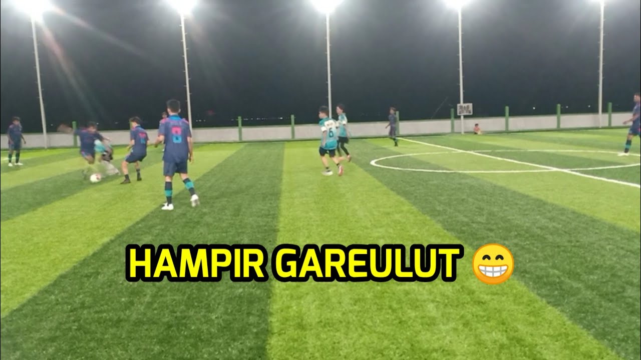 Mini soccer seru sekali hampir gareulut 😁