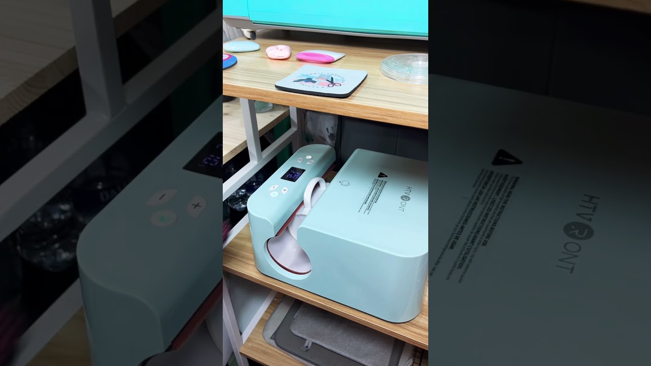 Cricut Sublimation Mug in HTVRONT Auto Tumbler Heat Press - 25 Days of Cups - Day 15 