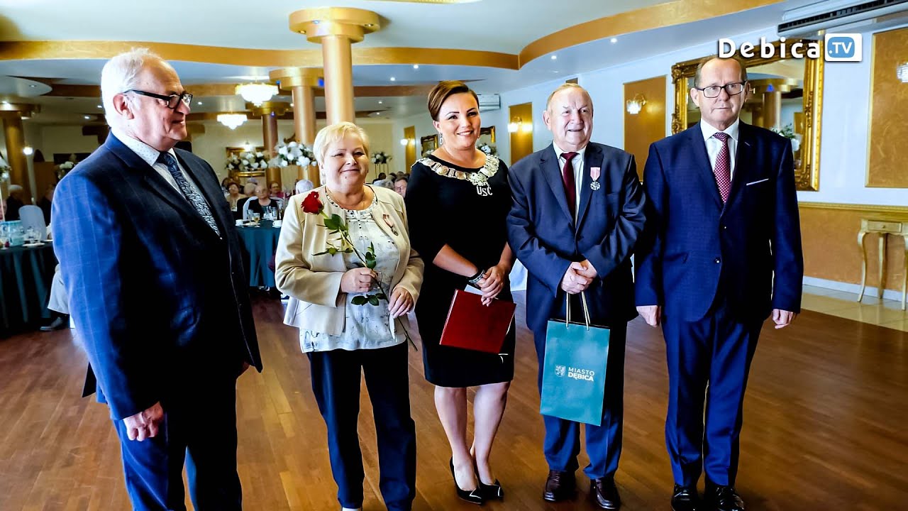 Przeżyli razem tyle lat! Ponad 40 par świętowało Złote Gody