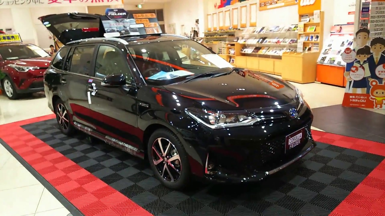 TOYOTA　COROLLA　FIELDER 2017