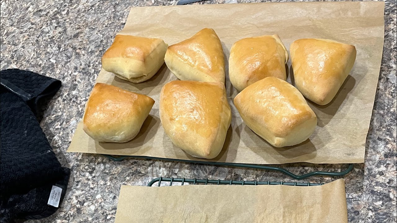 Copycat Bread Machine Texas Roadhouse Rolls Recipe!