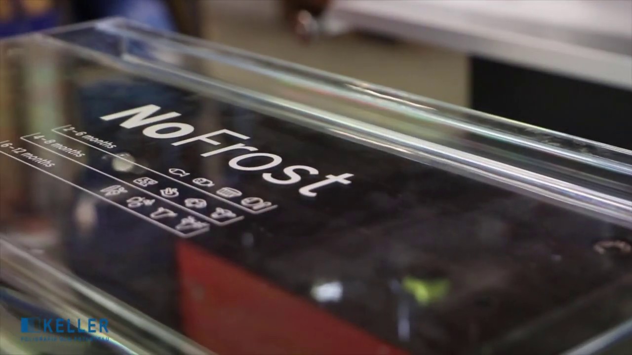 Automatyczna maszyna do tampodruku współpracująca z wtryskarką