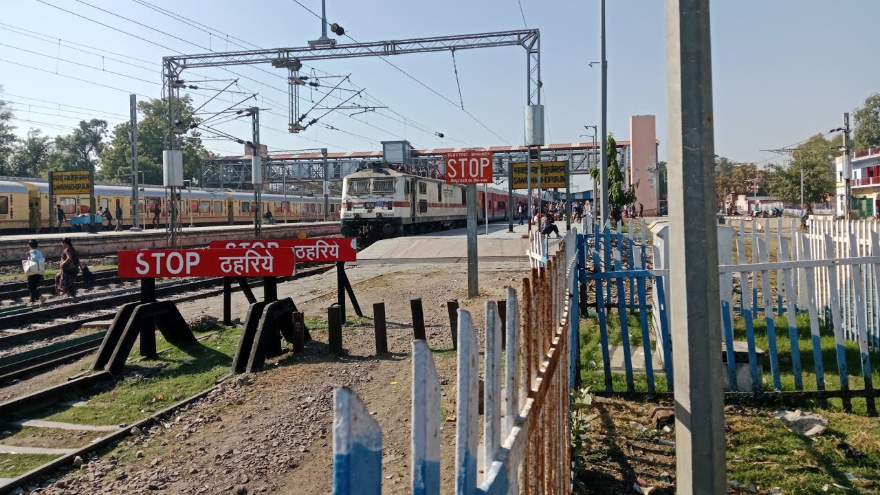 Sawai Madhopur junction se departure morning time 💕