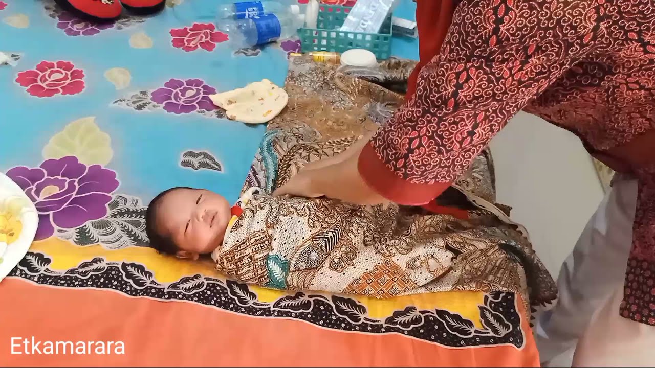 Cara mudah membedong bayi tidak sampai 2 menit | baby new born