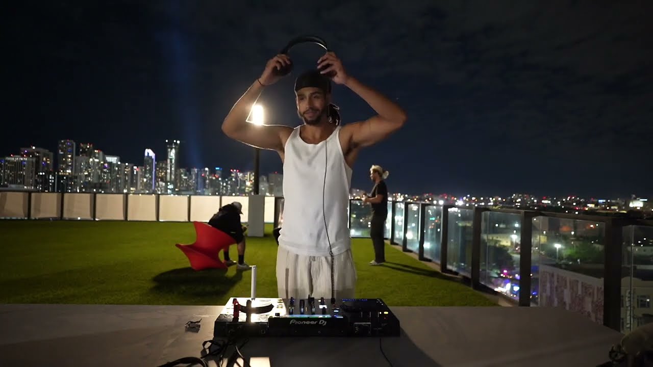 Rooftop Night Vibes in Miami 🌆🎶 | Deep House & Sunset Energy