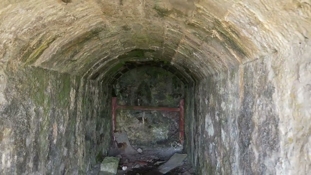 Flagstaff Quarry Buildings, Trwyn Du Lighthouse, Penmon, Anglesey, September 2025wfp
