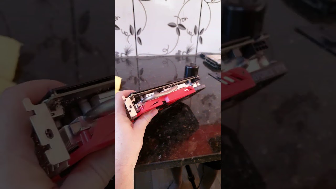Limpeza completa da placa de v&iacute;deo do PC, deixando como nova