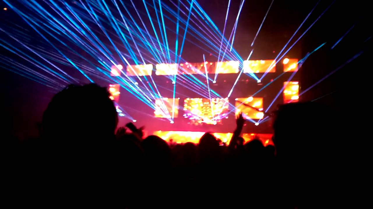 Giuseppe Ottaviani @ Bliss - 4 Strings vs. Giuseppe Ottaviani - Take Me To The Silence Of Time