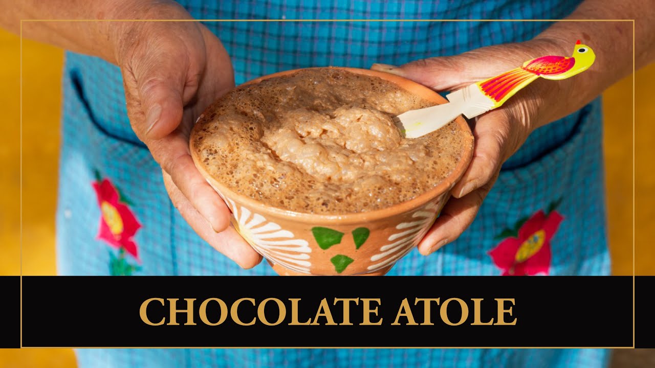 Preparación del Chocolateatole o Atole de Espuma
