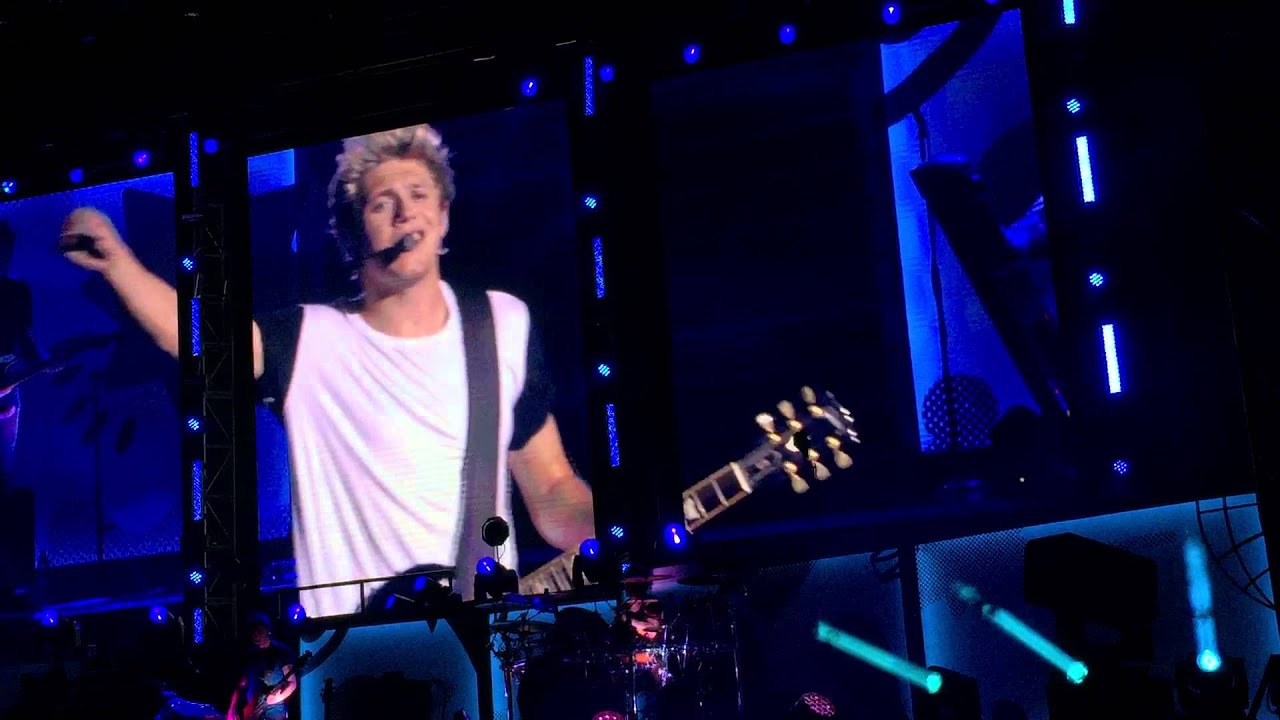 Little White Lies - One Direction On the Road Again Tour live in Manila