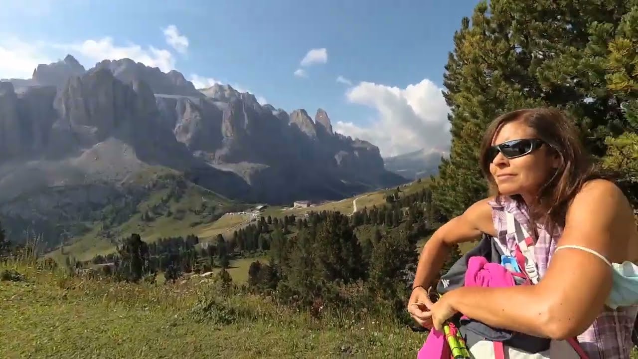 Escursioni camminate trekking con il tuo cane: Dolomiti Puez ago2021