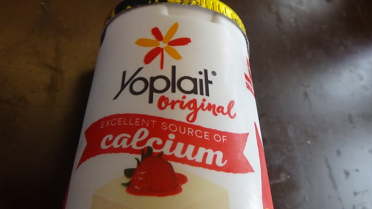 ASMR Eating Yogurt Strawberry Cheesecake