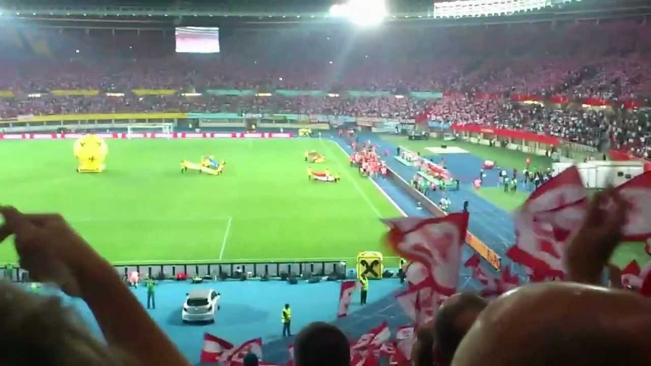 Österreich -Deutschland, WM Qualifikation 2012, Radetzky Marsch