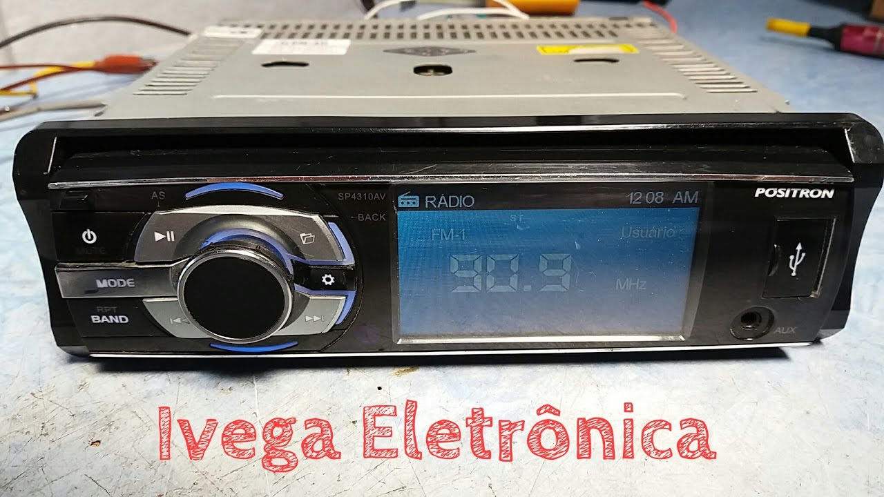 Rádio de carro desliga quando aumenta o volume