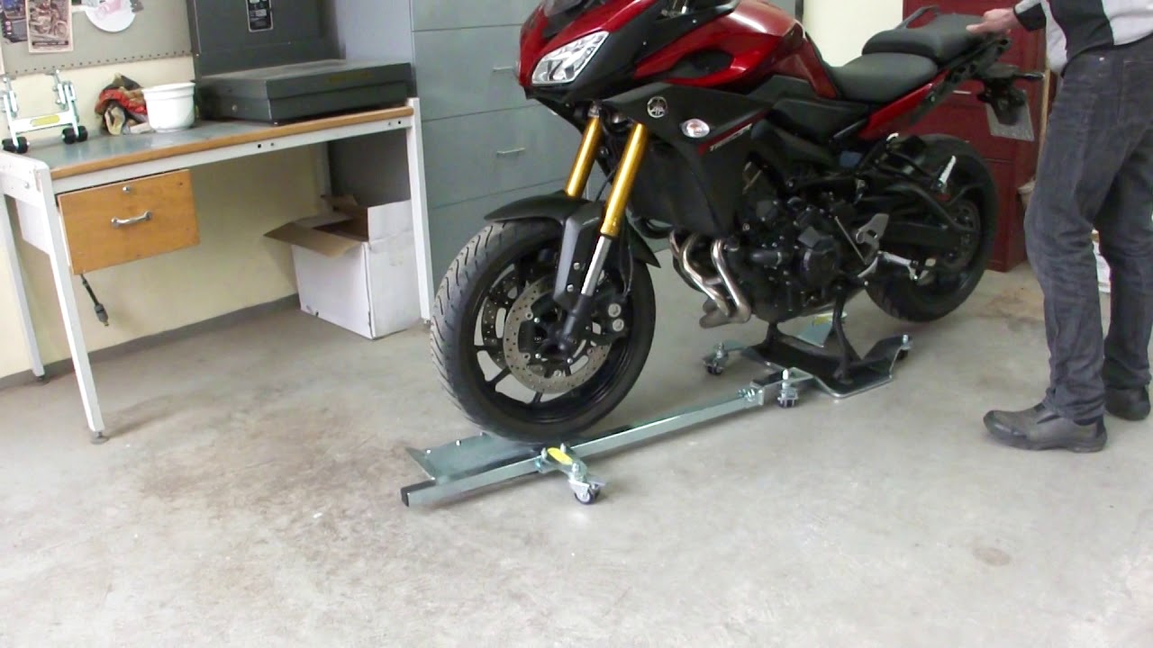 Motorrad Rangierhilfe Rangier As GP320 mit Frontarm von Becker Technik