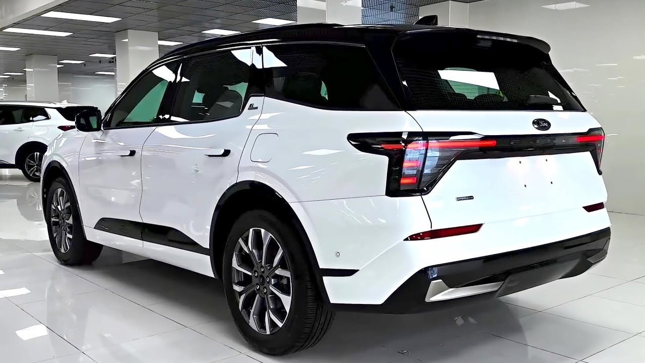2025 Ford Edge - midsize crossover Family Sports SUV