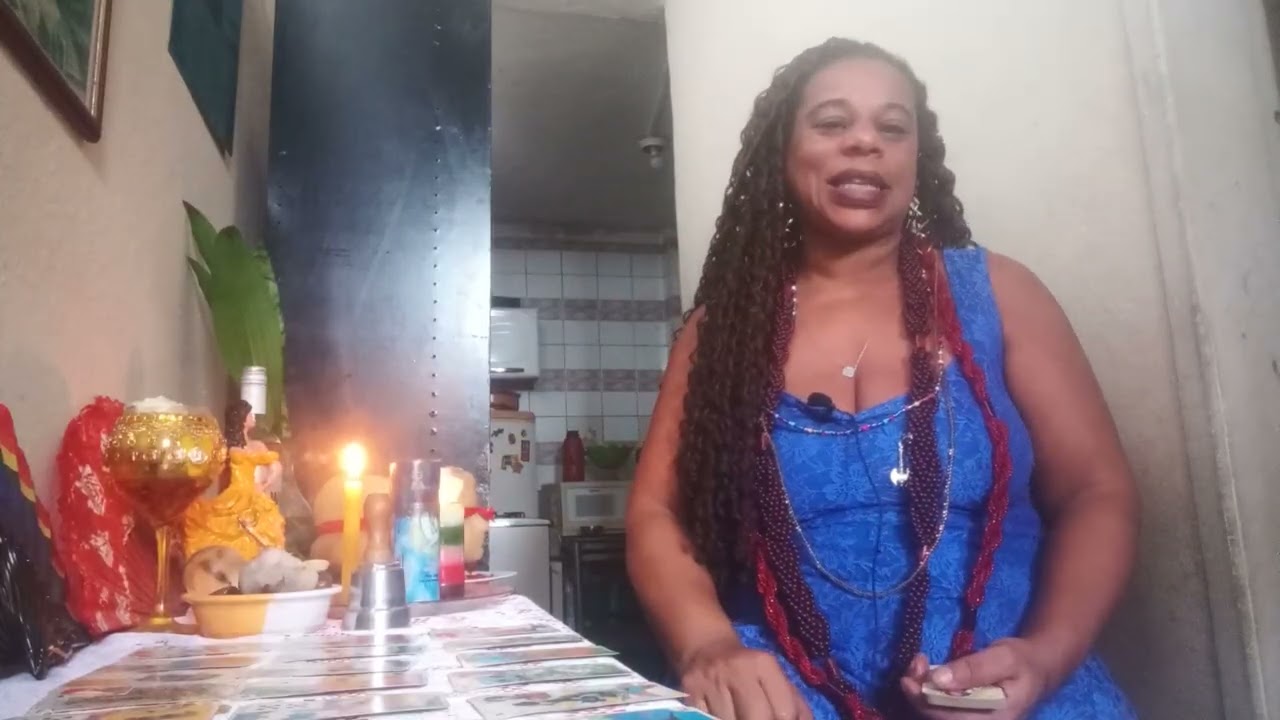 CIGANA CARMECITA REVELA BATE NA SUA PORTA✨🤍🤍
