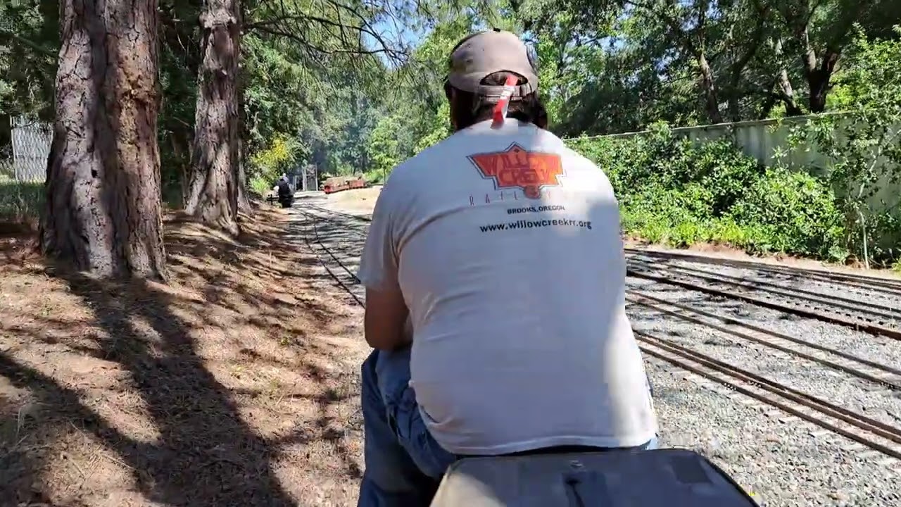 Sacramento Valley Live Steamers Meet, Running On The Track