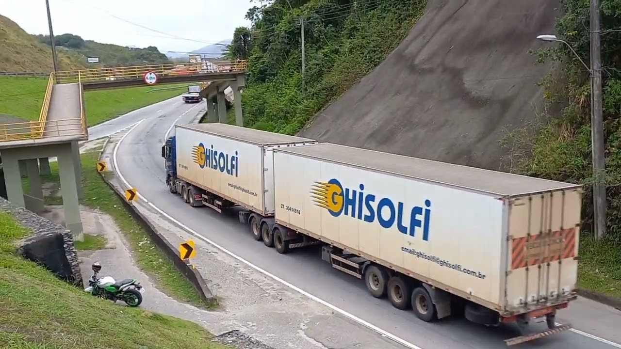 BR 101 E RJ 1O6 FOI O PALCO 