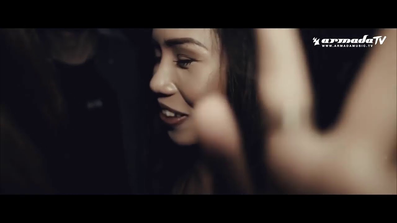 Futuristic Polar Bears  Qulinez - Kali (Official Music Video)