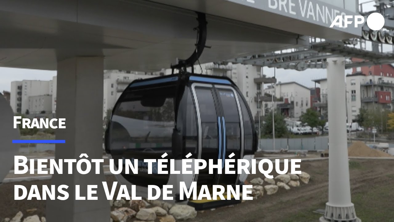Le premier téléphérique urbain d'Île-de-France entrera en service le 13 décembre | AFP