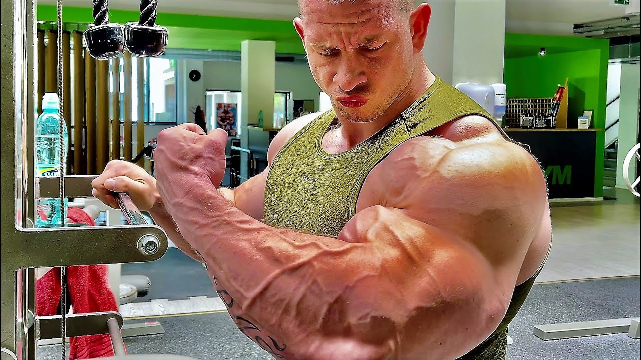 BICEPS DON´T GROW ON TREES - MICHAL KRIZO - BODYBUILDING MOTIVATION 💪