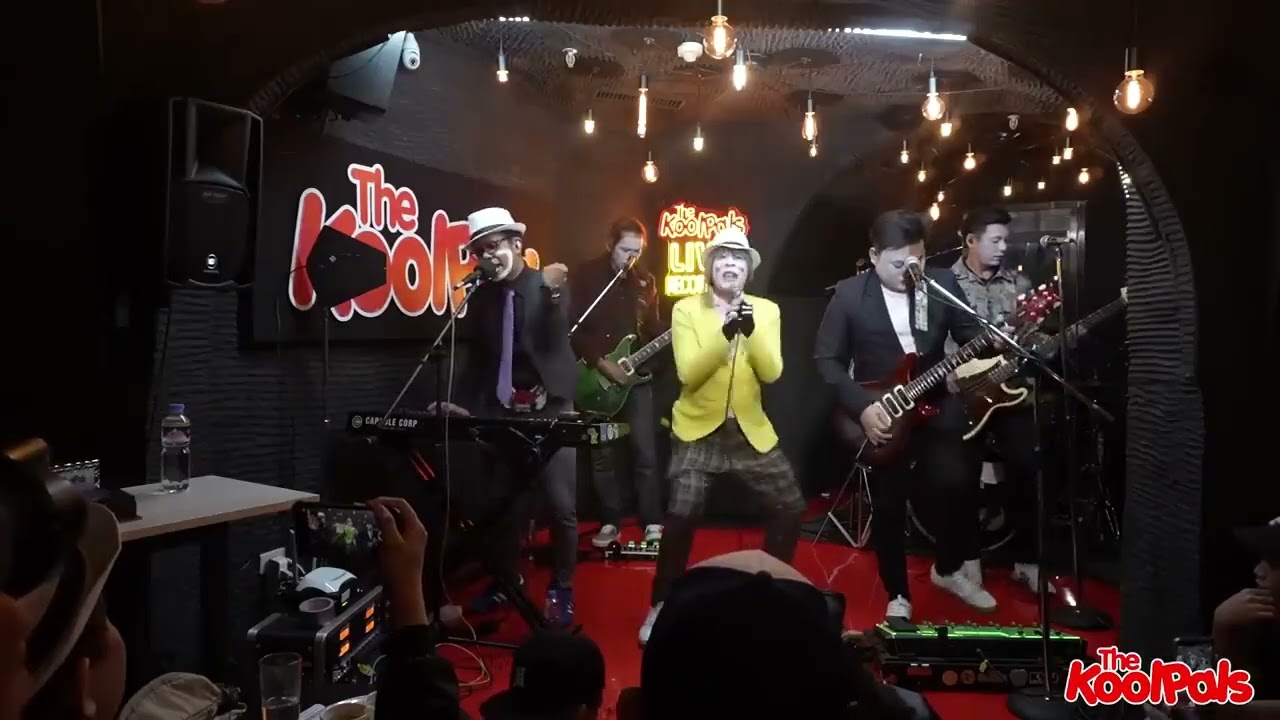 Tanya Markova - Bituin Live at The KoolPals Bar