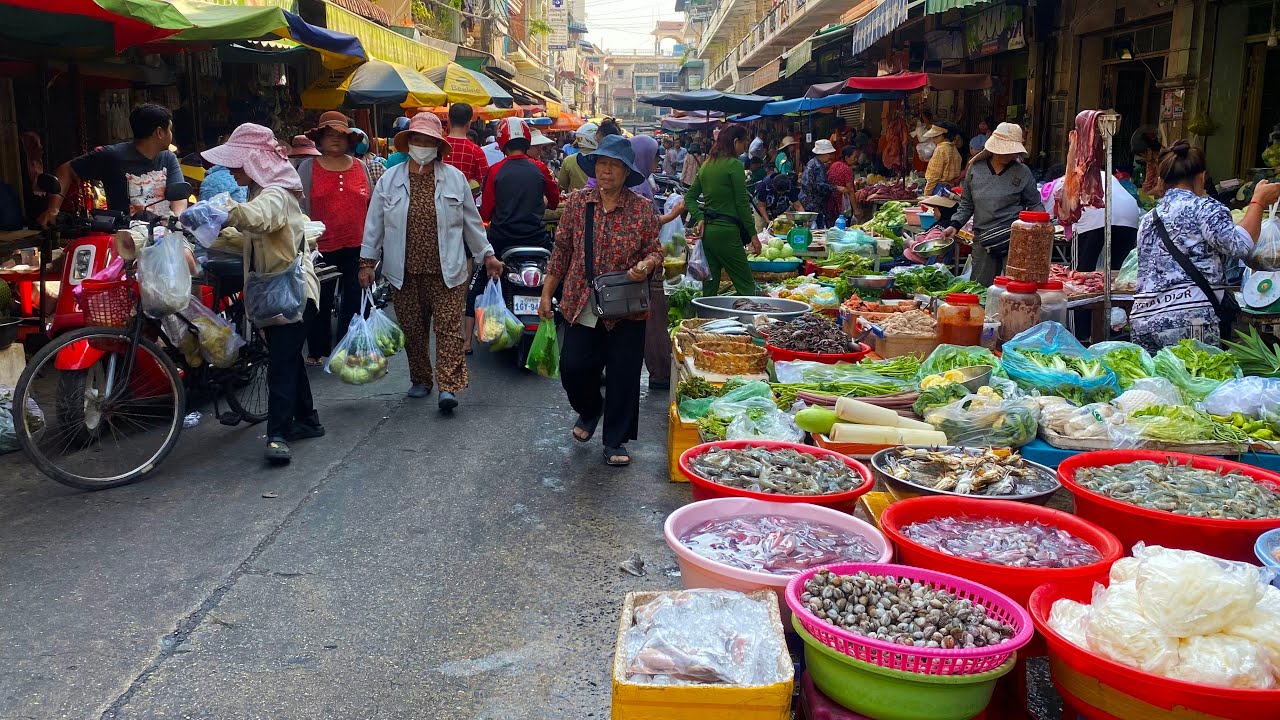 The Best Street Food in Cambodia: Top Dishes and Hidden Market Treasures You Can&rsquo;t Miss!