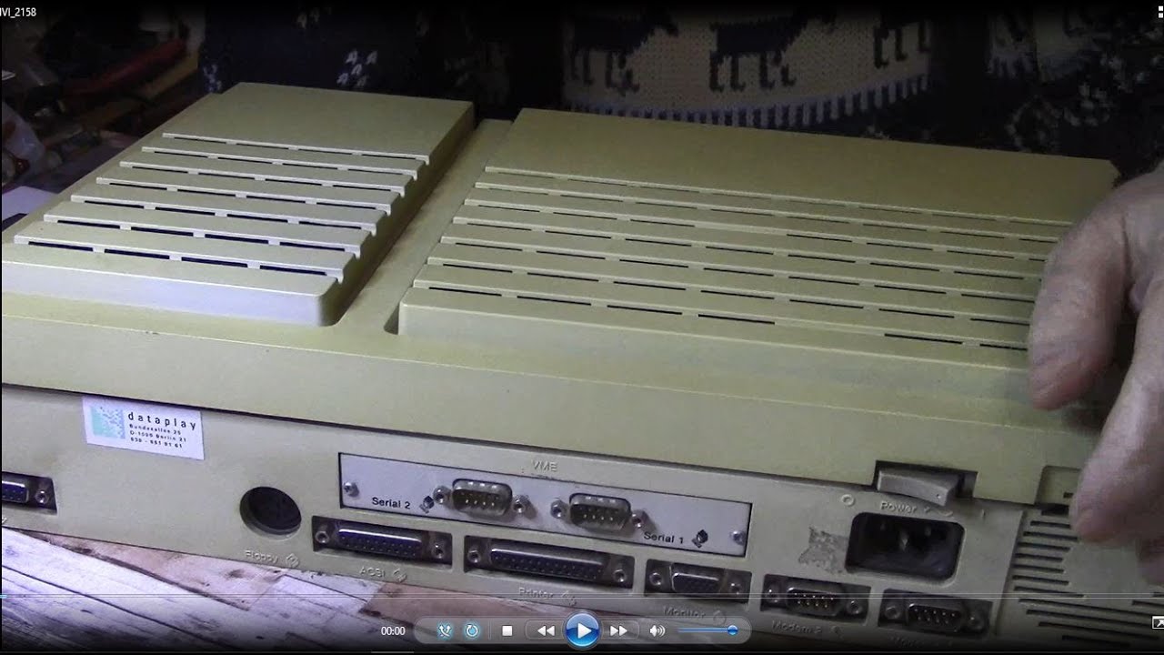 WO DIE BATTERIE BEIM ATARI TT 030 VERSTECKT IST