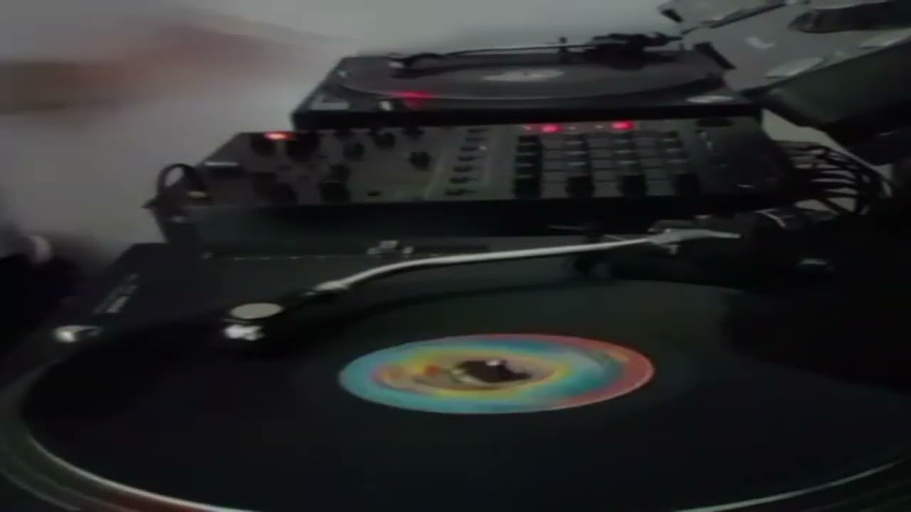 DJ PURSUIT - 90s OLDSKOOL HAPPY HARDCORE  / TECHNO SELECTION (25-11-18)