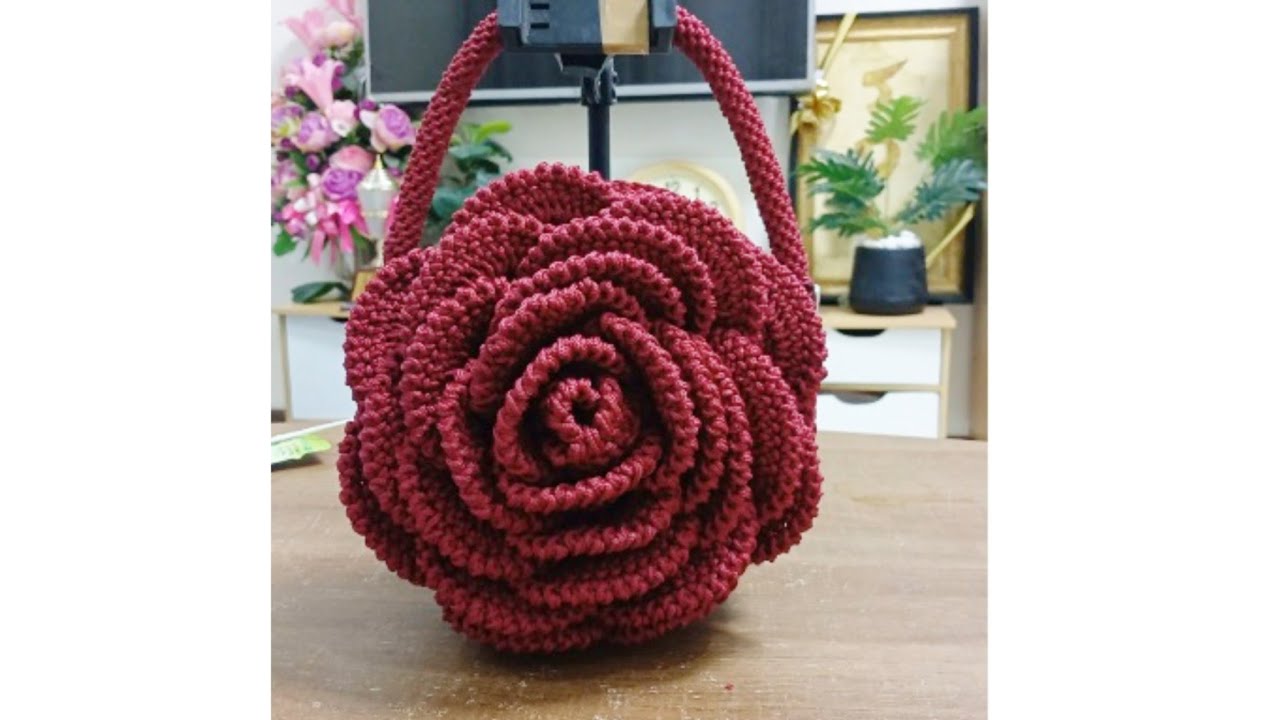 กระเป๋าเชือกร่มลายดอกกุหลาบ,Rose crochet bag