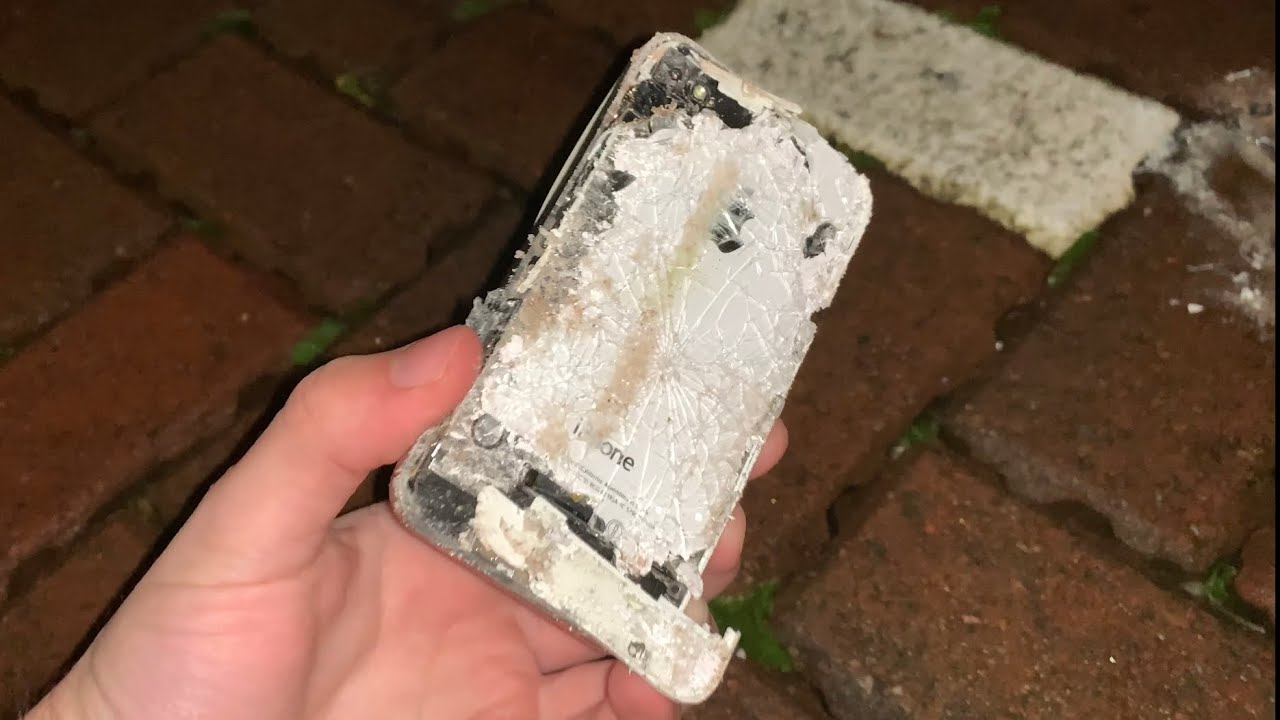 iPhone 4 vs Car
