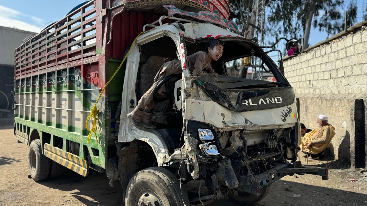 From Accident to New Truck | Amazing Truck Restoration