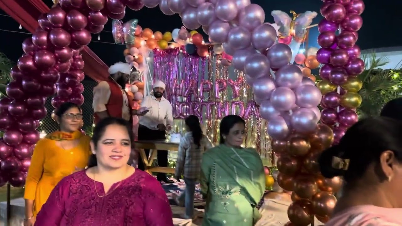 Bani birthday party 🎂🎉🎁restaurant/family ♥️