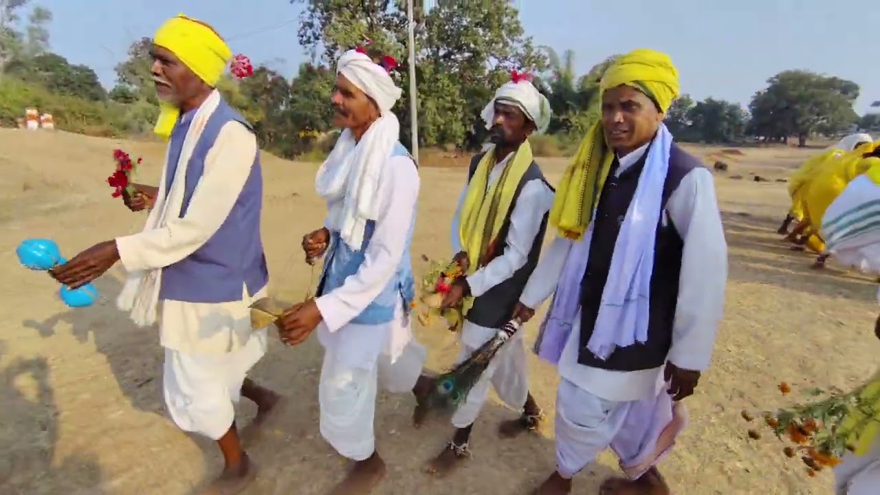 सैला- रीना कार्यक्रम (ग्राम- खितगाँव) जो आदिवासियों की एक प्रमुख संस्कृति है