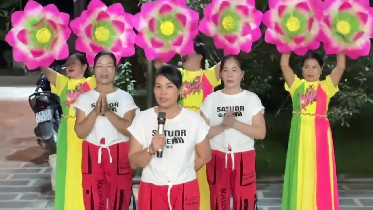 Nhảy dân vũ khu 14/ đất nước trọn  niềm vui