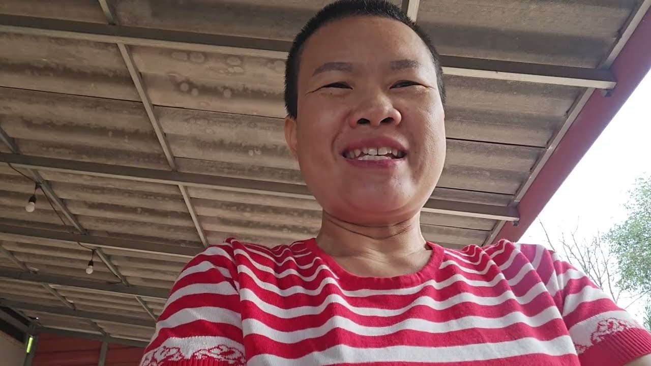 ມື້ນີ້ຢູ່ບ້ານ ໄຫ້ອາຫານປາ ເກືອເປັດ ເກືອຫ່ານ.
