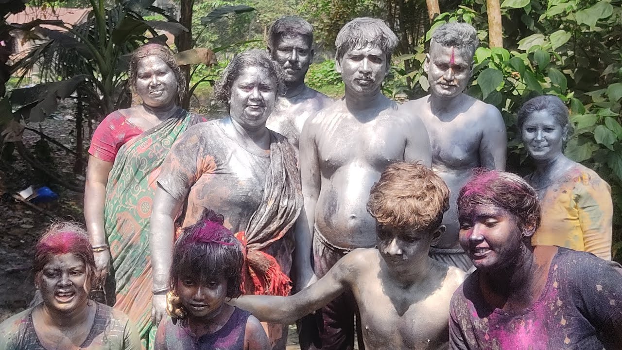 ভয়ংকর রূপ এক এক জনের রং খেলায়  না দেখলে মিস করবেন