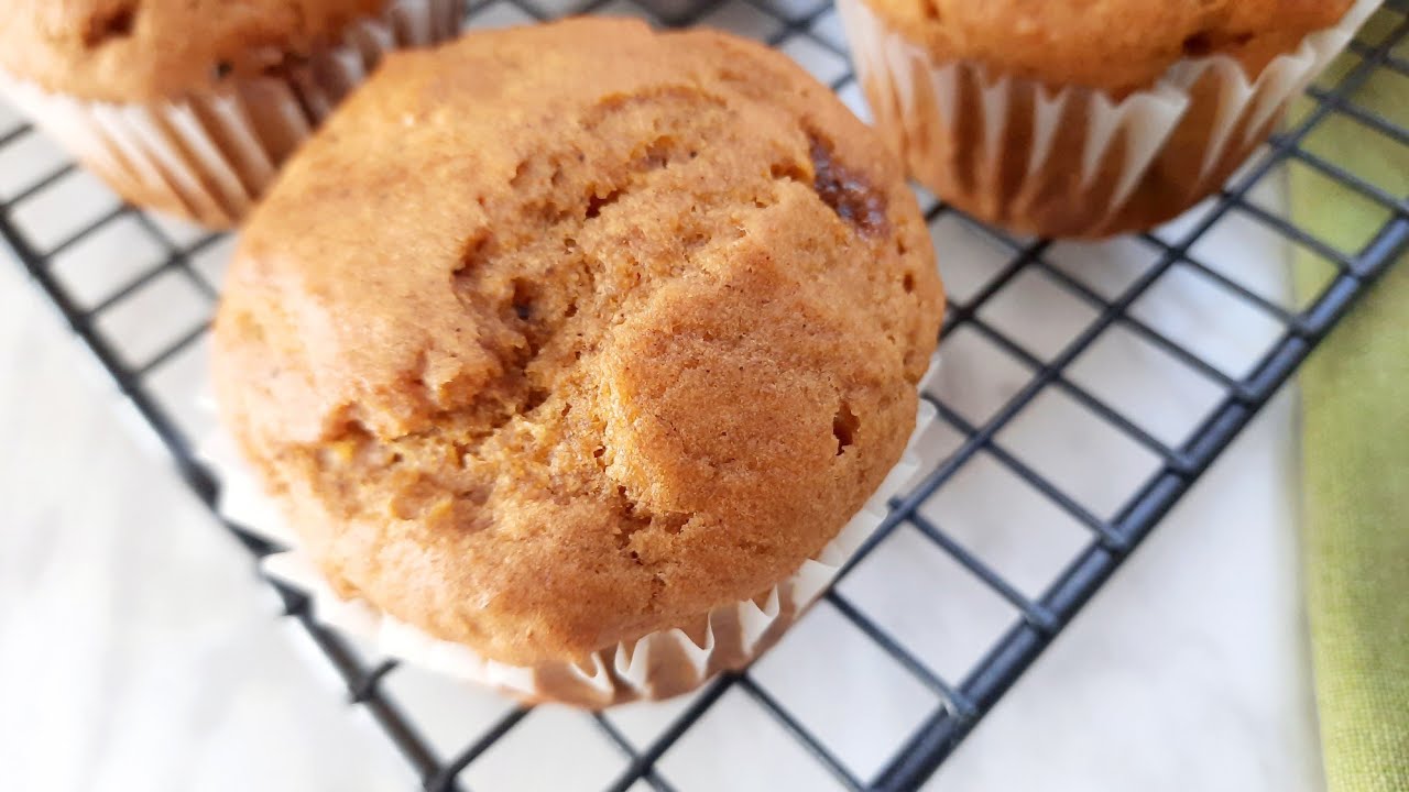كابكيك بدون بيض بنكهات خريفية دافئة Vegan pumpkin muffins
