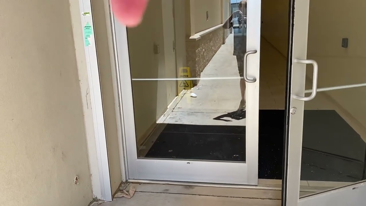 2000’s tall Besam automatic doors west entrance @ Edge water mall in Biloxi Mississippi