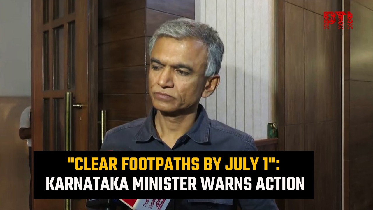 Clear footpath encroachments by July 1, remove abandoned vehicles by July 10: Karnataka Minister