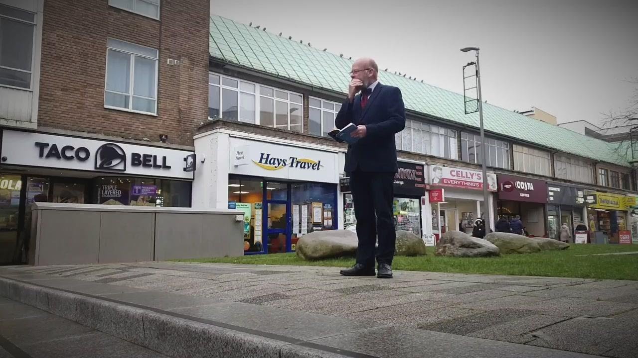 Open Air - Street Preaching 08.01.2026 - England. Pastor Hetherington Weekly Open Air -