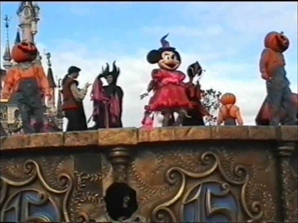 Disney Villans Halloween Showtime - Les Mechants Disney Font Leur Show @DLP 2007 Full Version