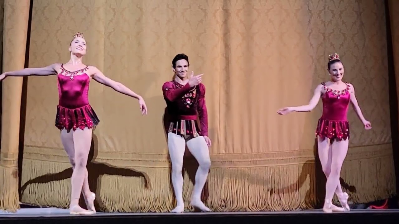 JEWELS. New York City Ballet season 2023/24. George Balanchine.  EMERALDS,RUBIES, DIAMONDS.
