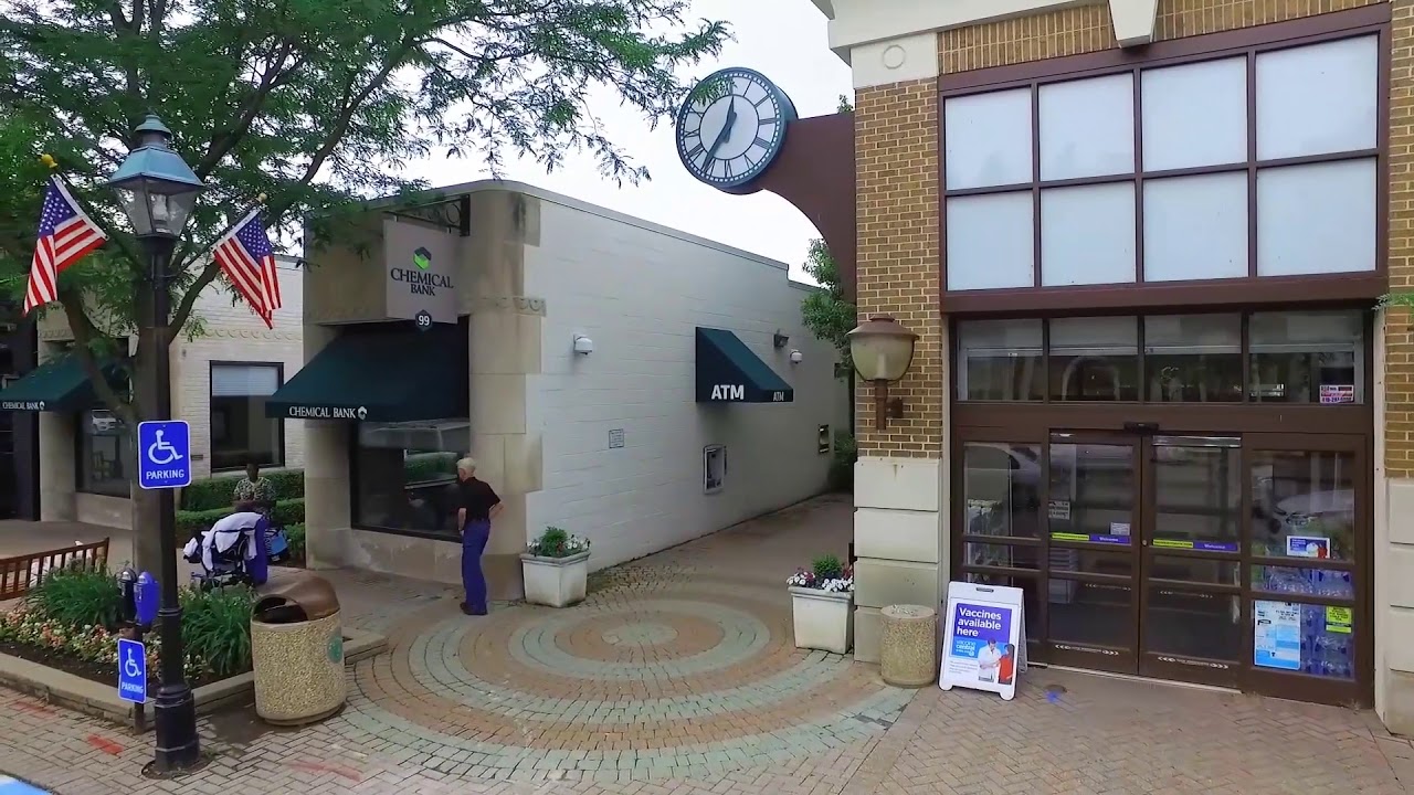 A Virtual Tour of the Hill - Grosse Pointe Farms, MI Pt. 1