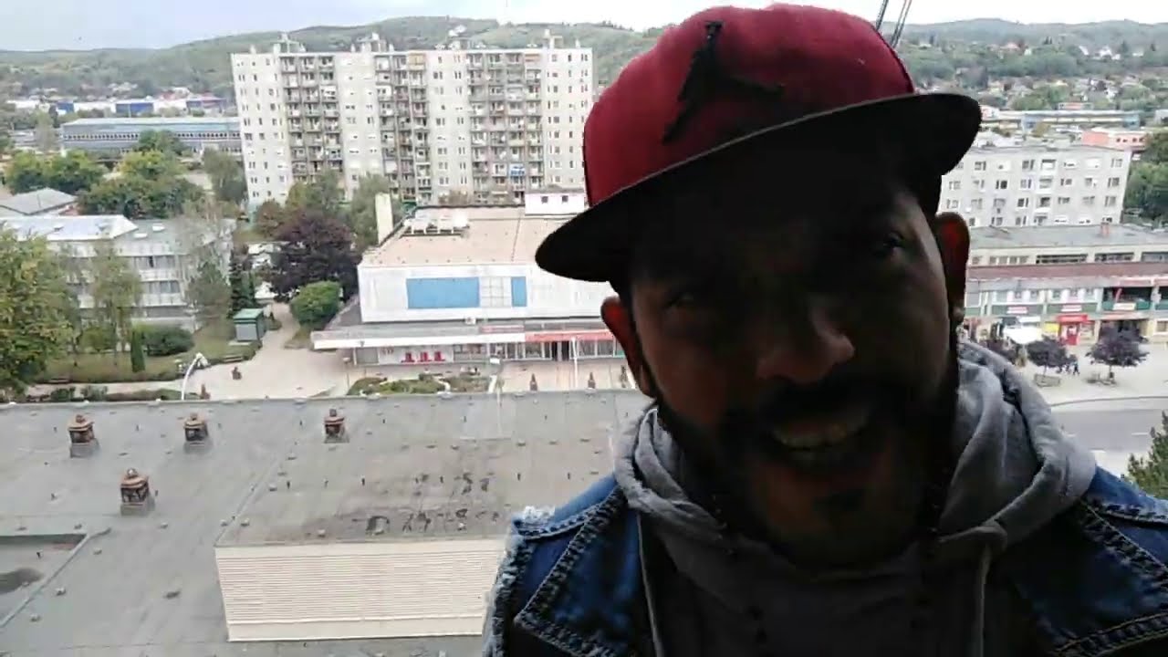 F.E.C - KAMU BAR&Aacute;T -  OFFICIAL MUSIC VIDEO