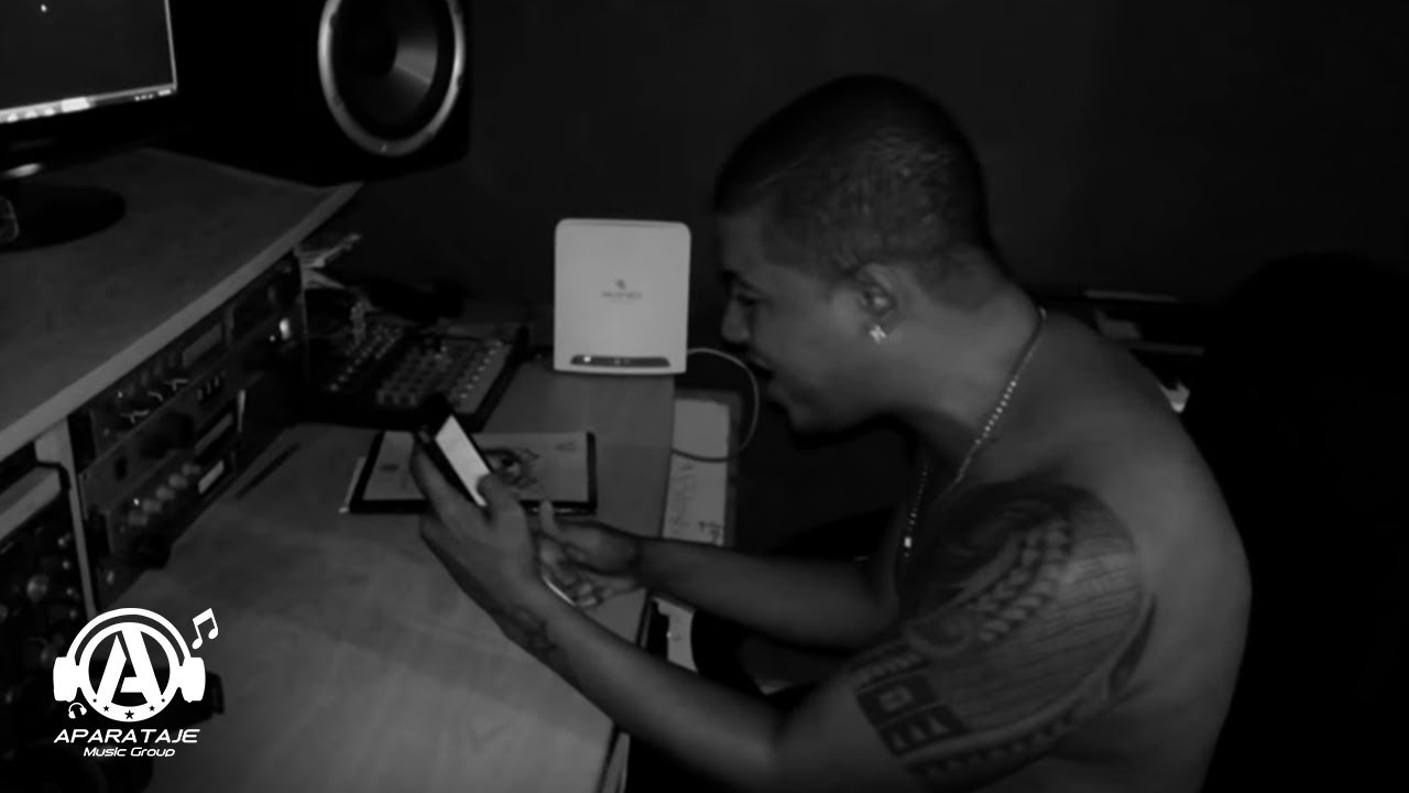 Bulova - Desahogo Callejero (Video Oficial) freestyle