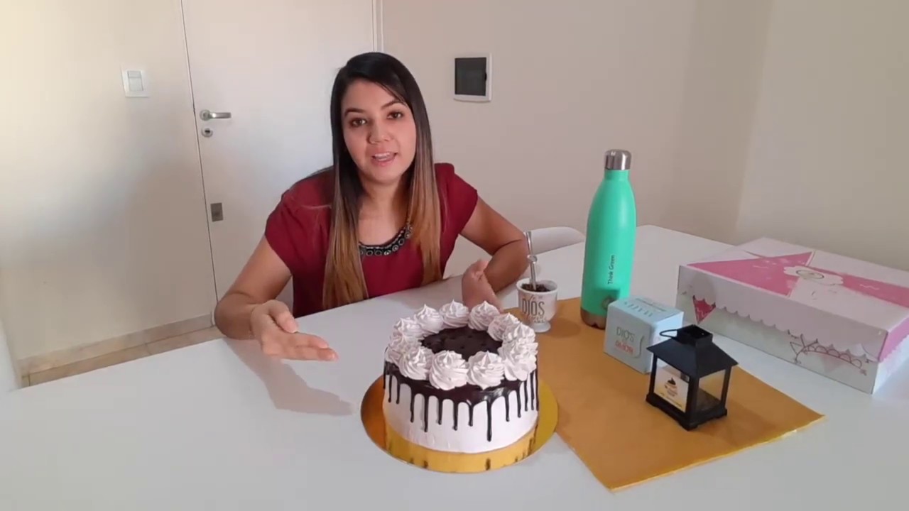 TORTA HELADO SUREÑO rellena con sirope de  fresa y frambuesa | Honeytimecakes