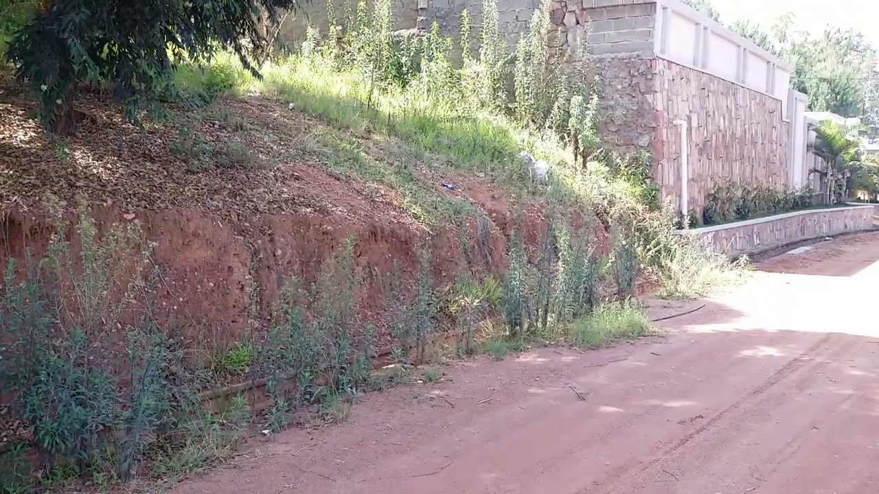 NUJYA WUMVA REBERO JYA WUMVA AHANTU HOGUTURA HEZA ICYIBANZA KIGURISHWA GIFITE1100SQM.0781810992
